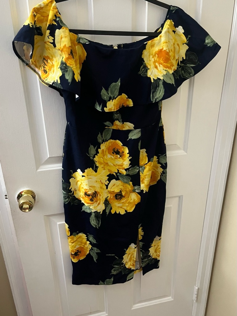 Navy & Yellow Floral Off-Shoulder Women's Dress NWT size 2